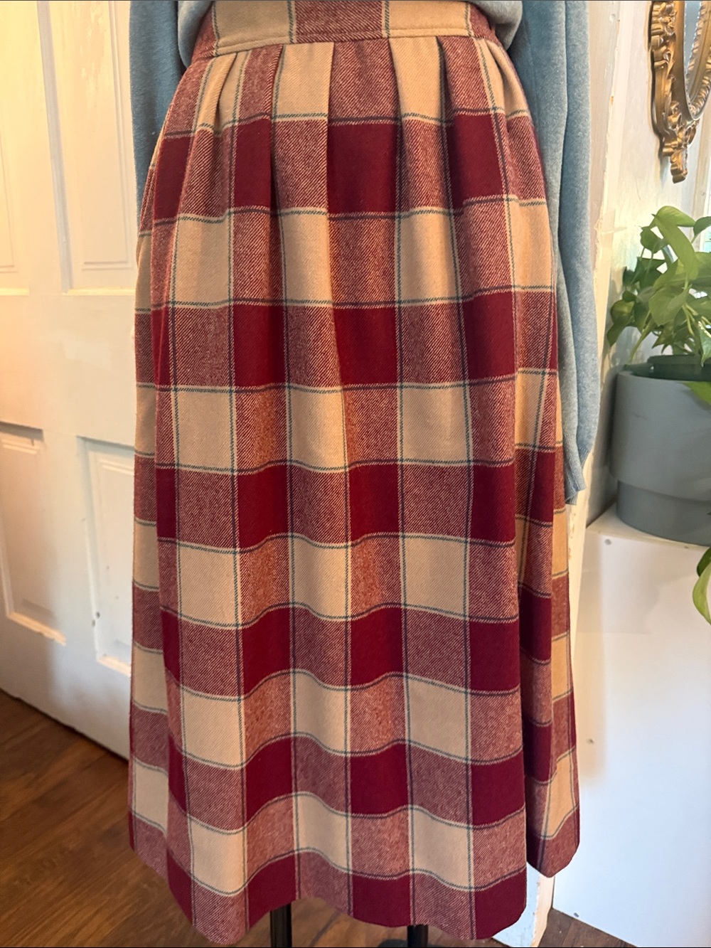 Vintage Pendleton 100% Virgin Wool Buffalo Check Midi Skirt 26” Waist A-line USA - Picture 3 of 14